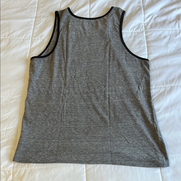 Hurley Gray Tank Top Men’s Large - Picture 4 of 4